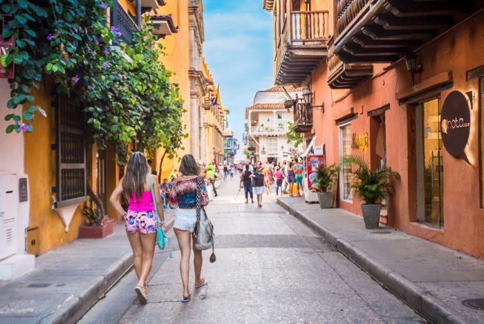 paquetes turisticos a Cartagena (Zona Manzanillo) con Latam 04Noches Salida: 08 de marzo LAN PERU S.A.